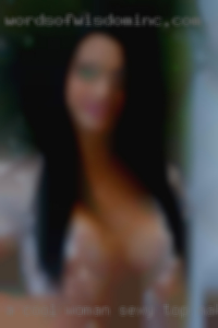 A cool woman sexy Top naked for fun and frivolity.