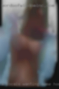 A local(s) wanting some horny women NSA fun.